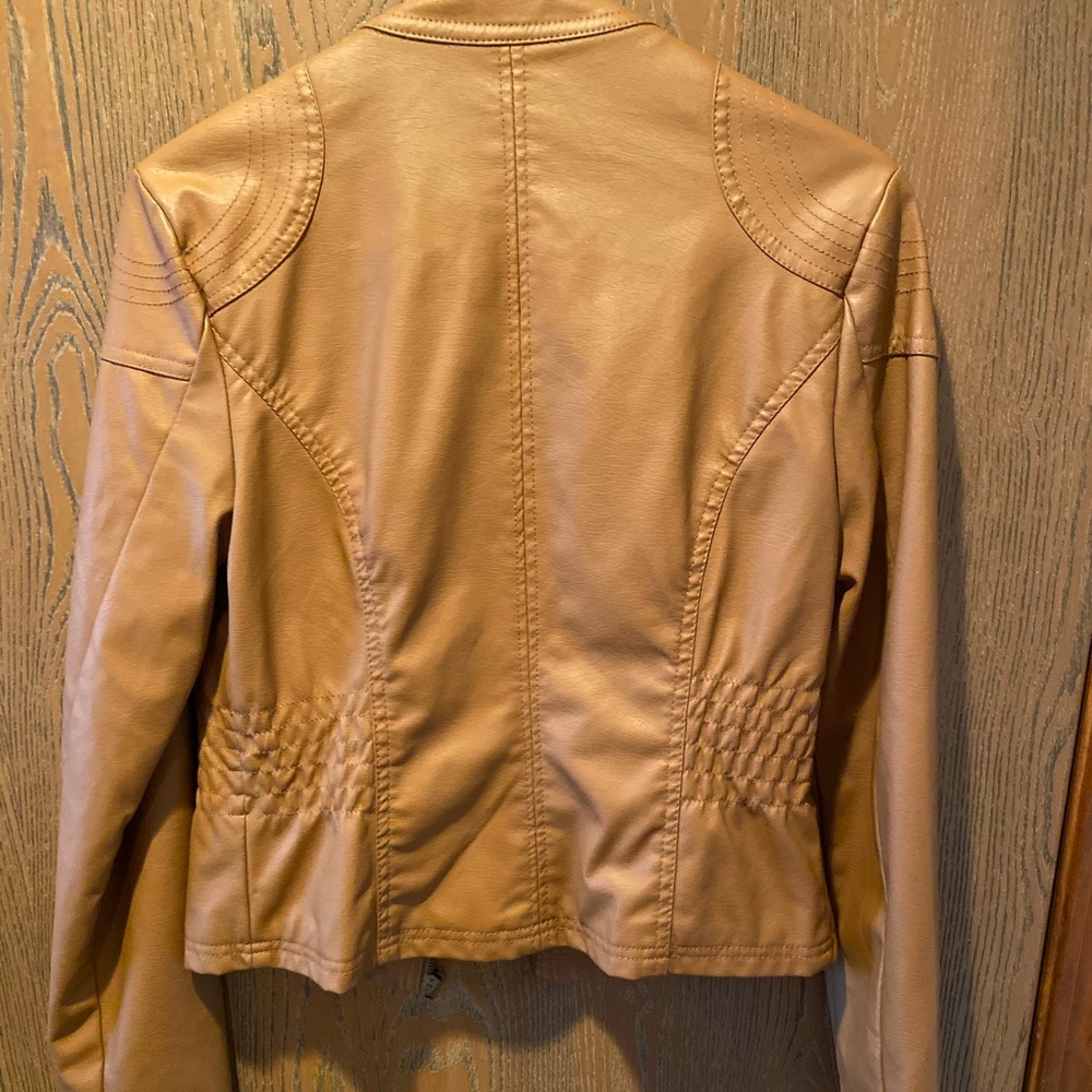 Jacket - Picture 2 of 3